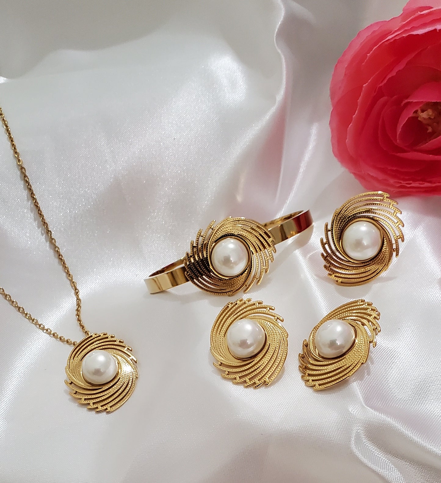 Set de Collar Remolino Perla Blanca