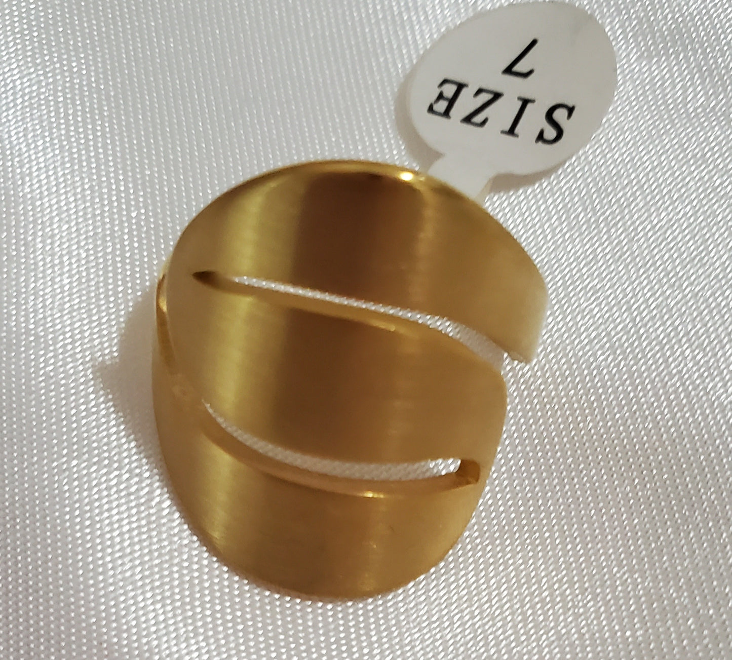 Anillo Dorado size 7