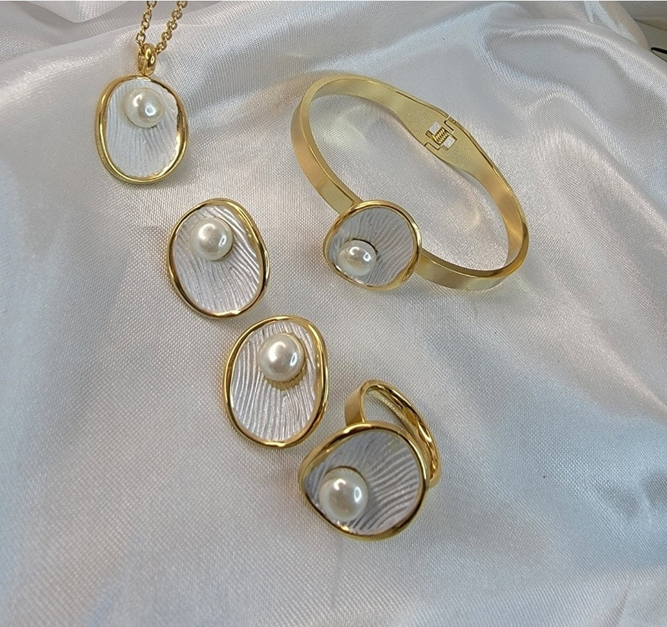 Set de Collar Concha Nacar Blanco