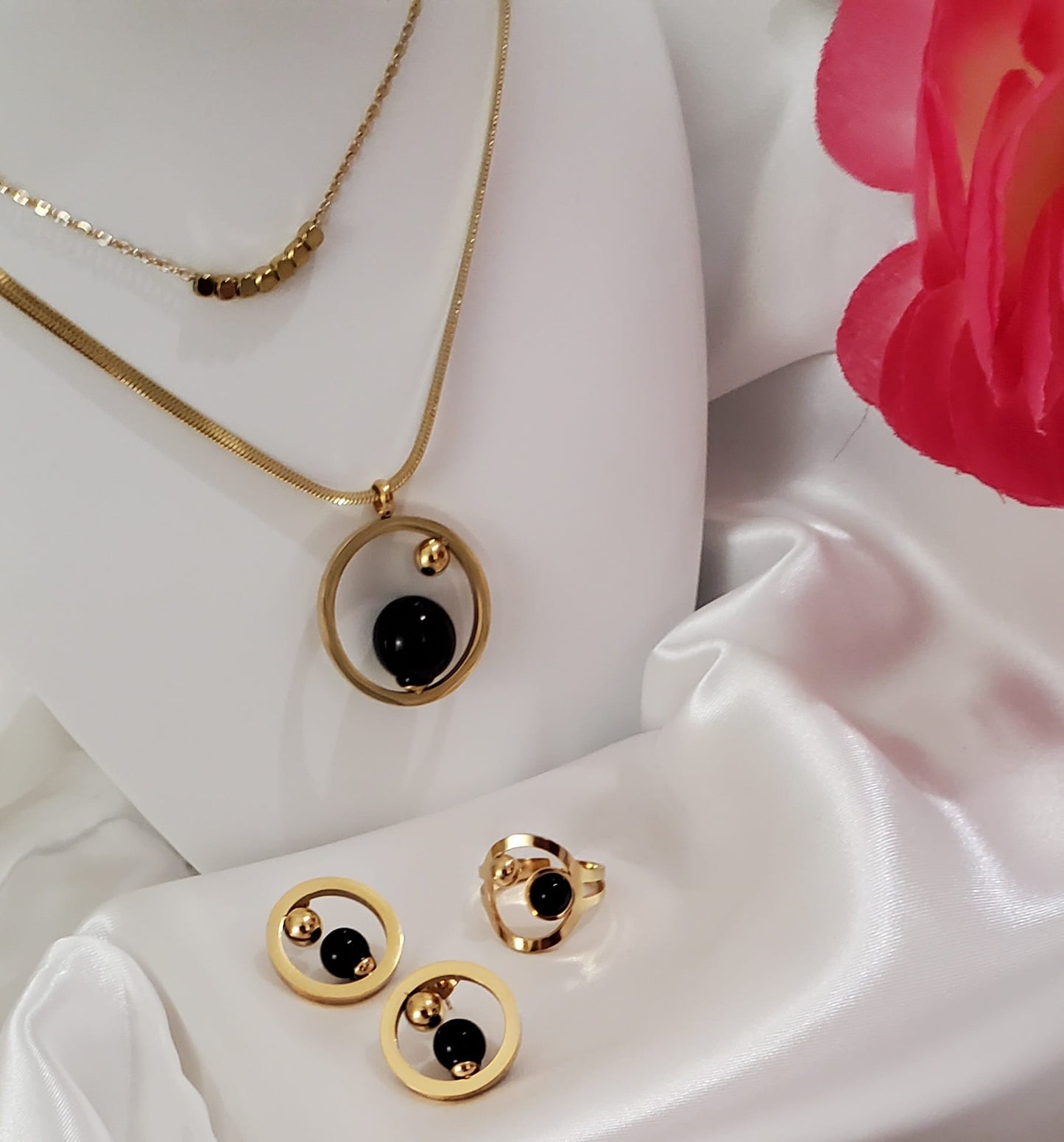 Black Pearl Circle Necklace Set