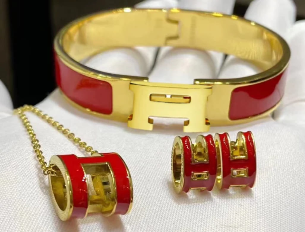 Pulsera Roja H 18K Gold Plated