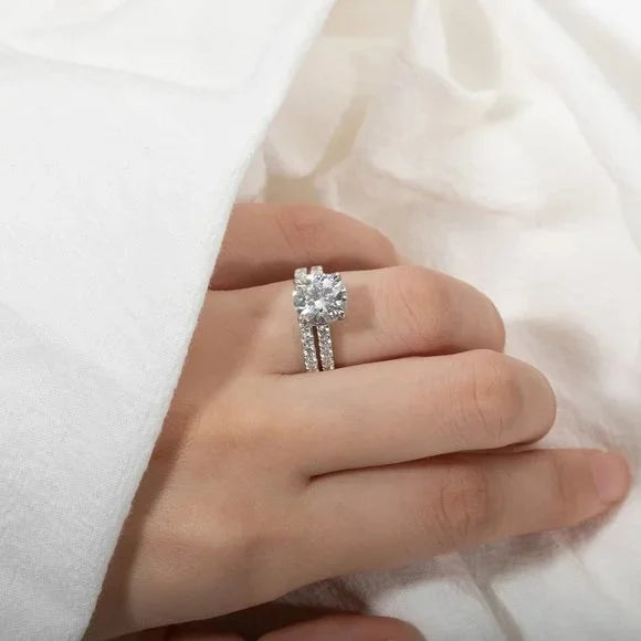 Certified Moissanite 4.14 Bridal Rings Set