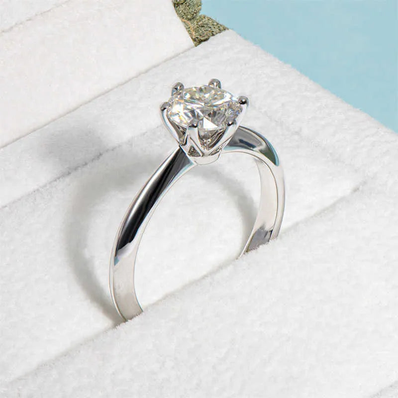 Moissanite 3 ct Solitaire 18K White Gold