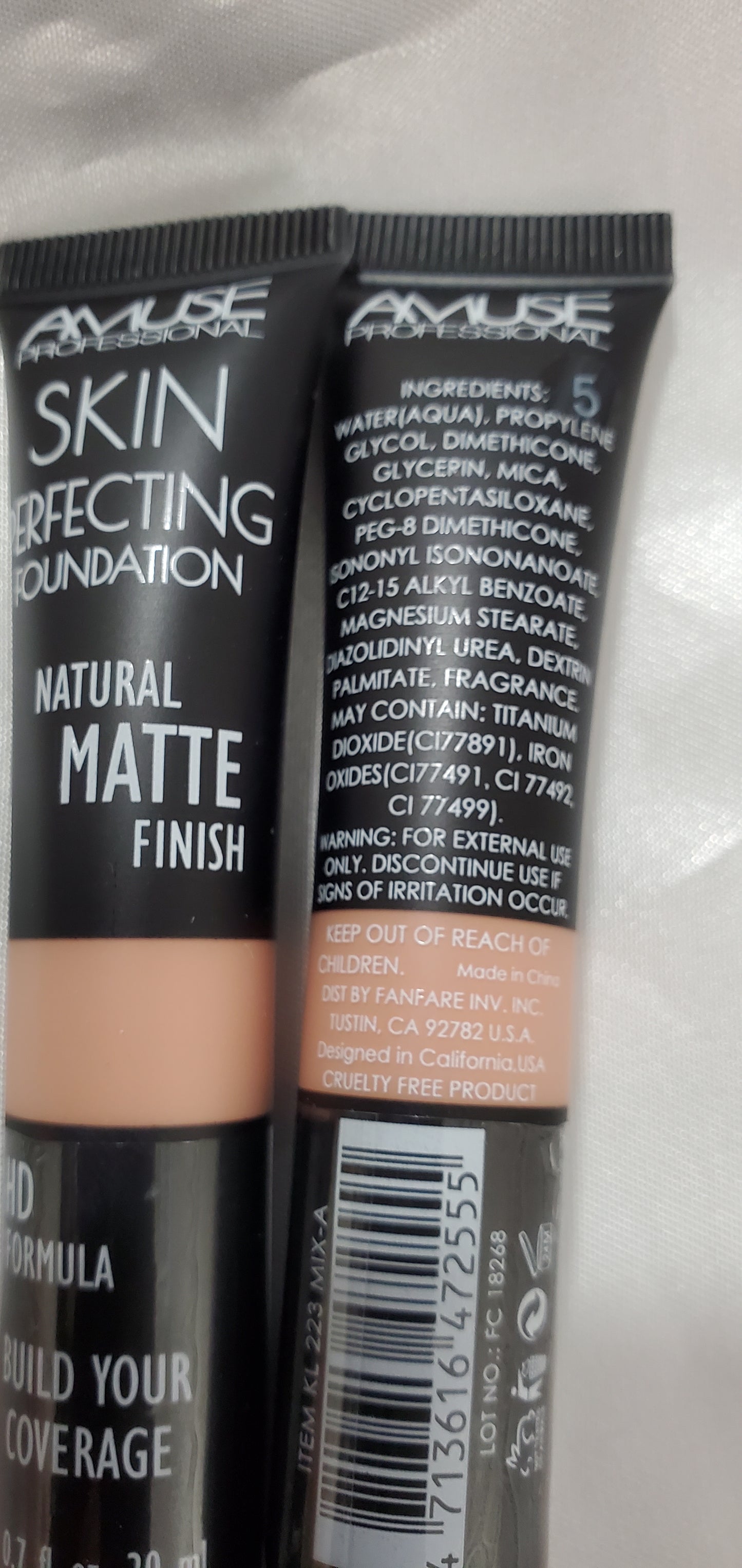 Amuse Skin Perfecting Foundation Fair to Dark