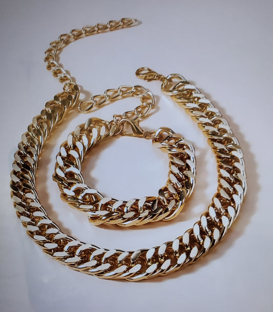 Golden Necklace and Bracelet