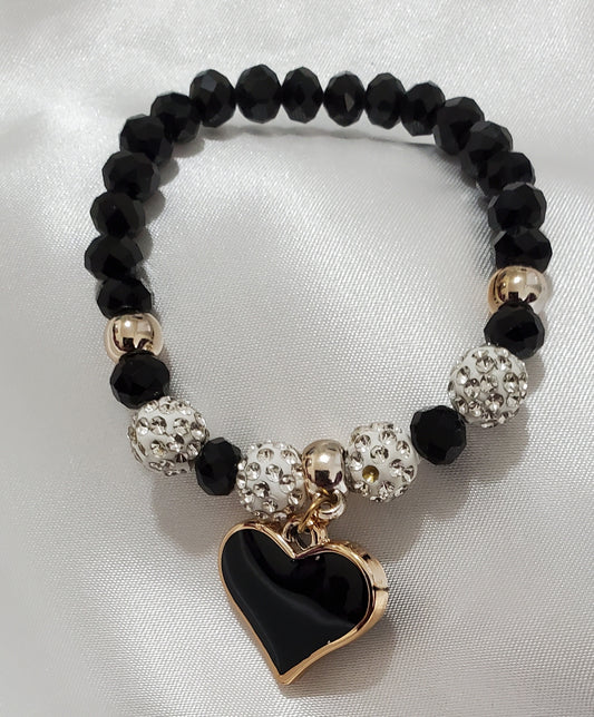 Pulsera plateada y negro corazon