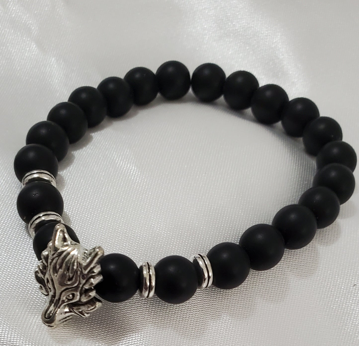 Pulsera negra de hombre charm lobo