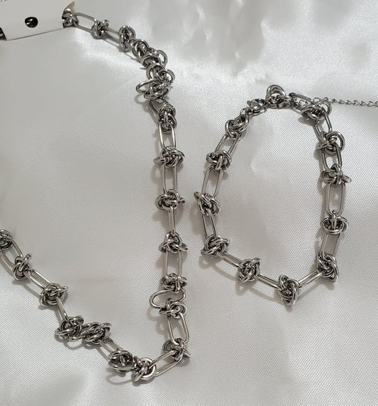 Silver Vintage Link Necklace