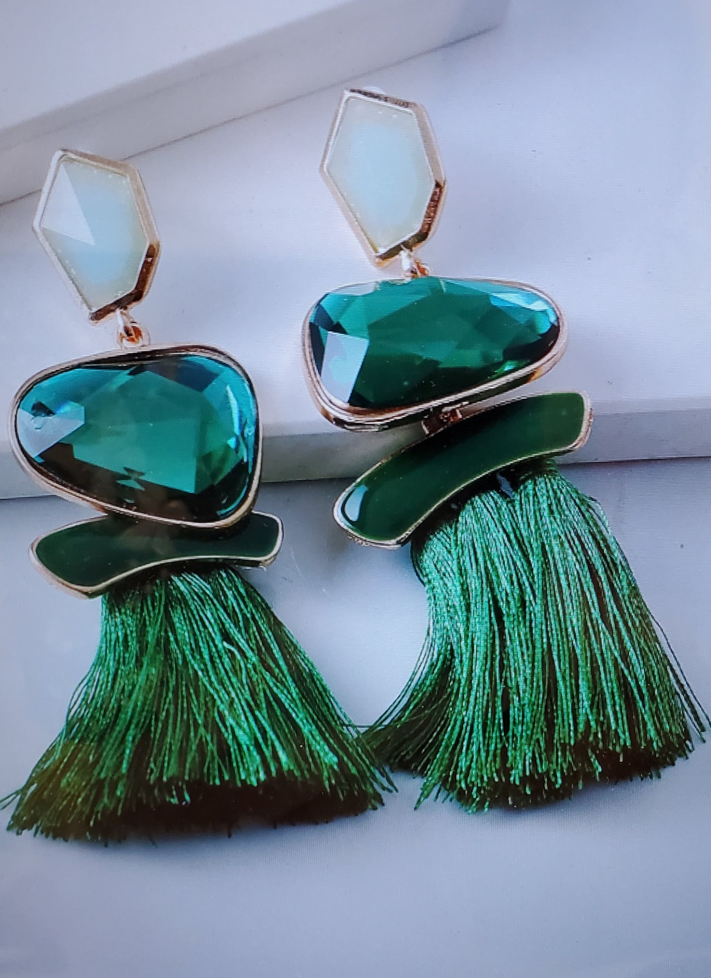 Reina Drop Earrings with Tassel and Polyresin