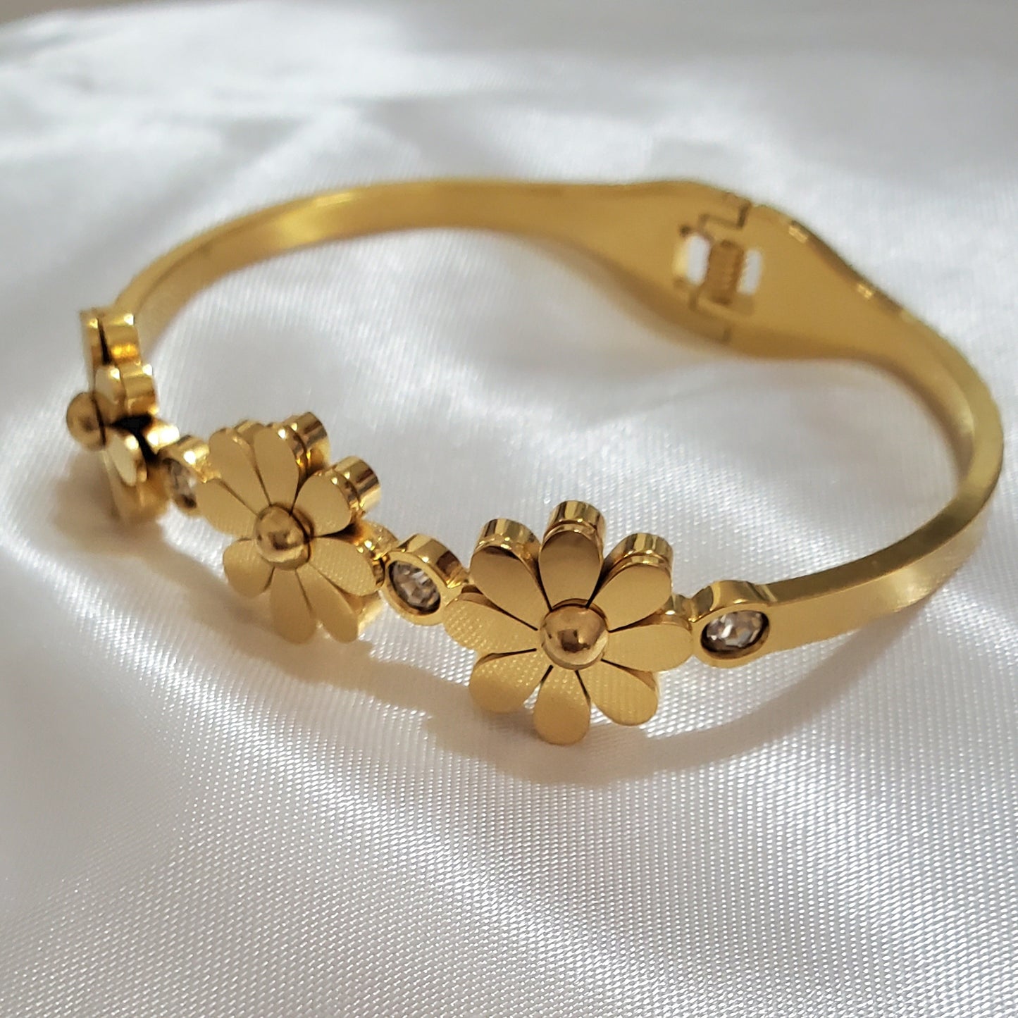 Pulsera Flor Dorada