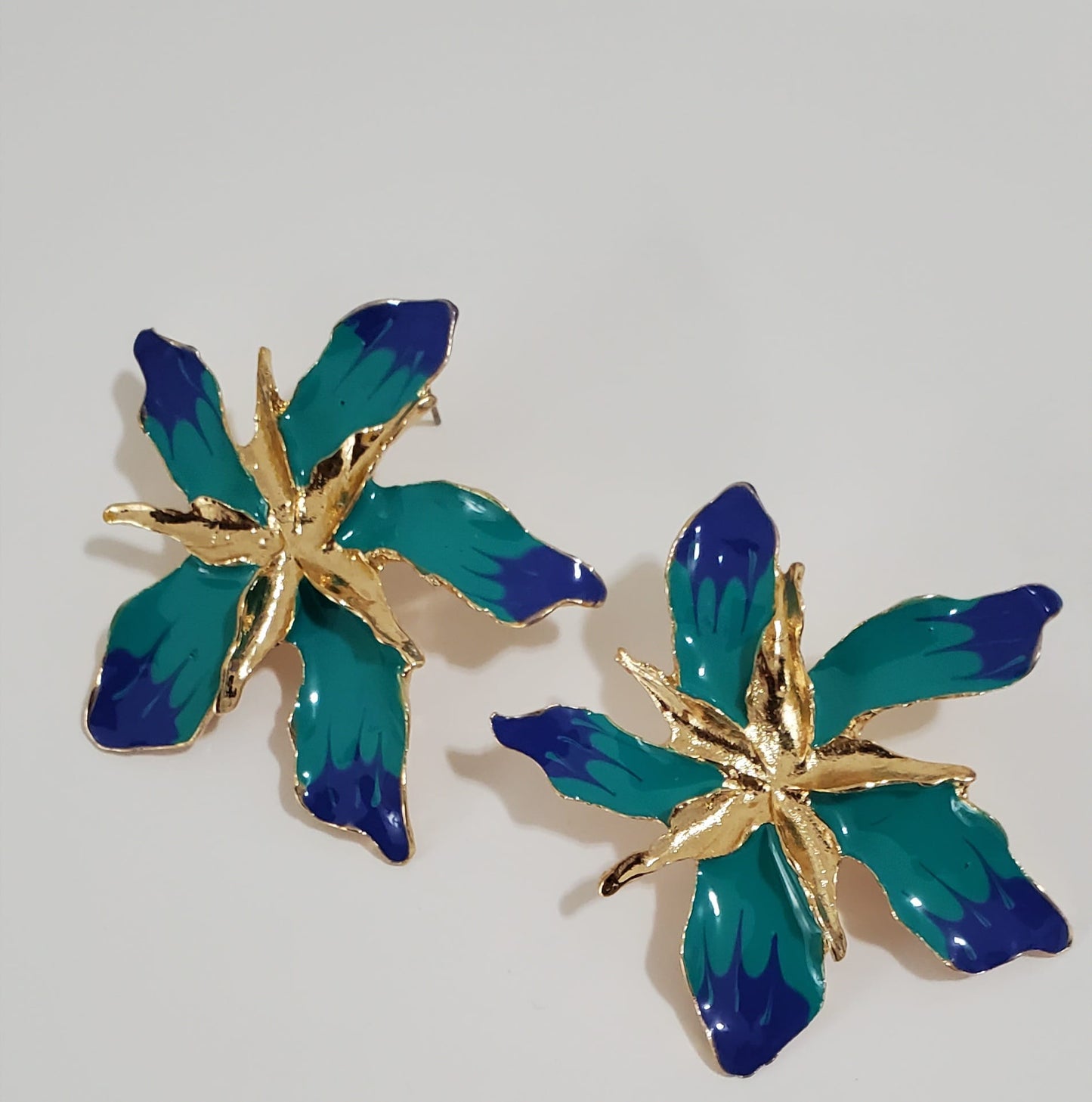 Rocio Flowers Metal Earrings