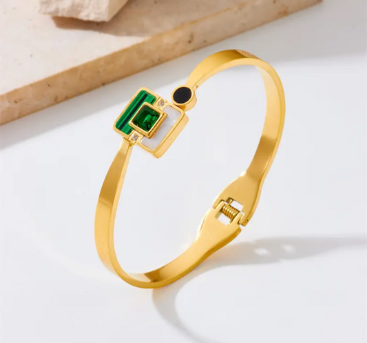 18K Gold Plated Stainless Steel Bracelet – Green & White Beads
