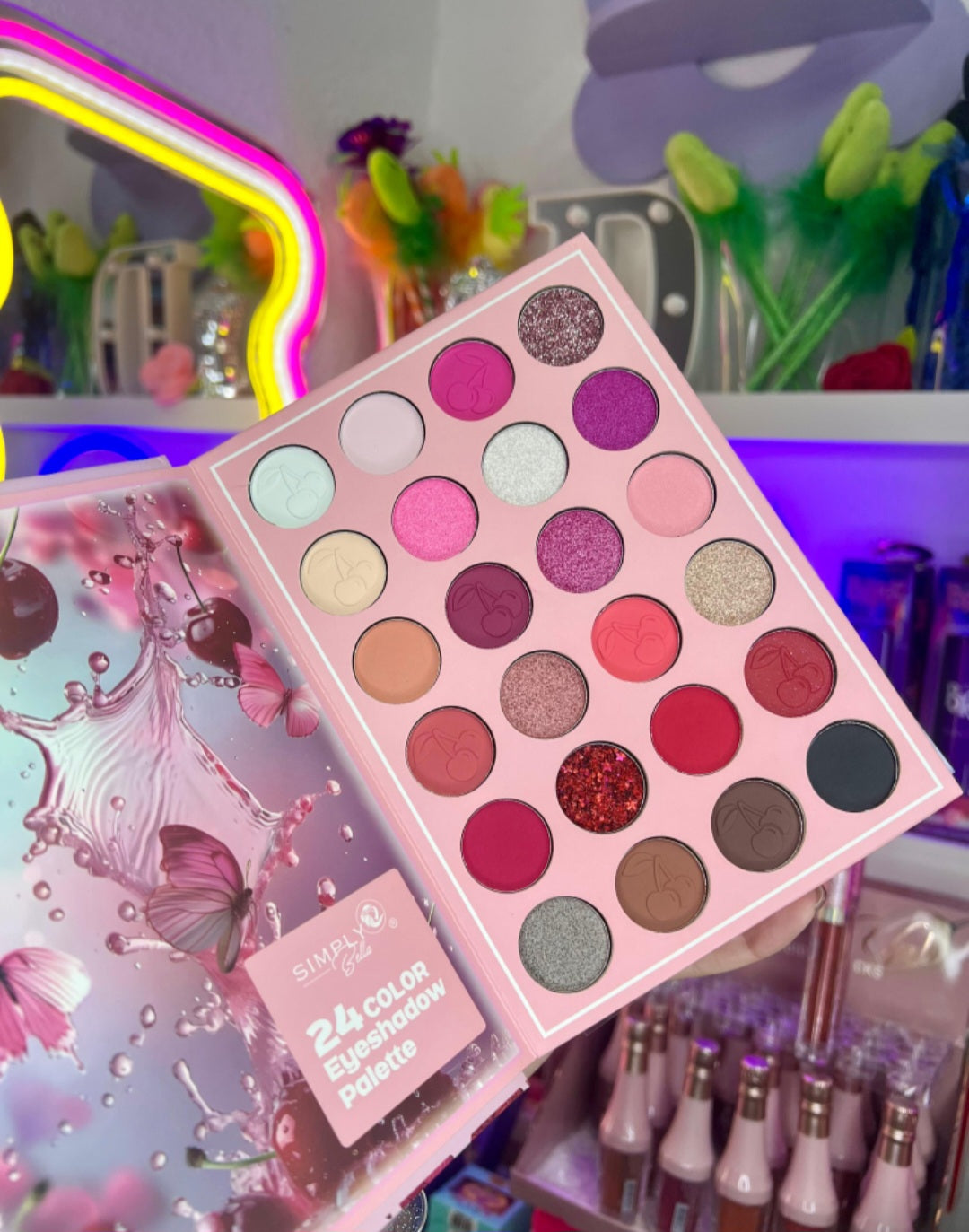 Simply Bella Cherrylicious 24 Eyeshadow Blush Contour Pallet