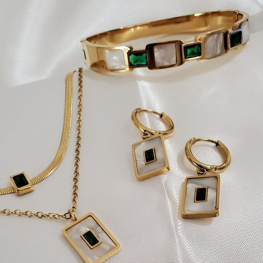 Set de Collar 5 pcs Verde y Perlado 18K Gold Plated