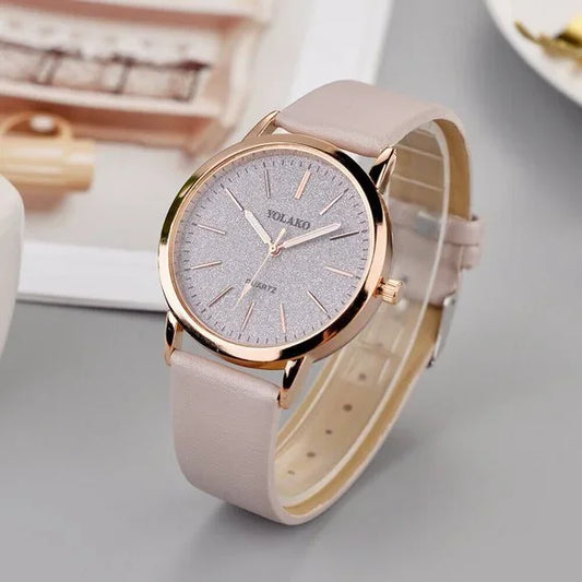 Glossy Round Pointer Quartz Watch